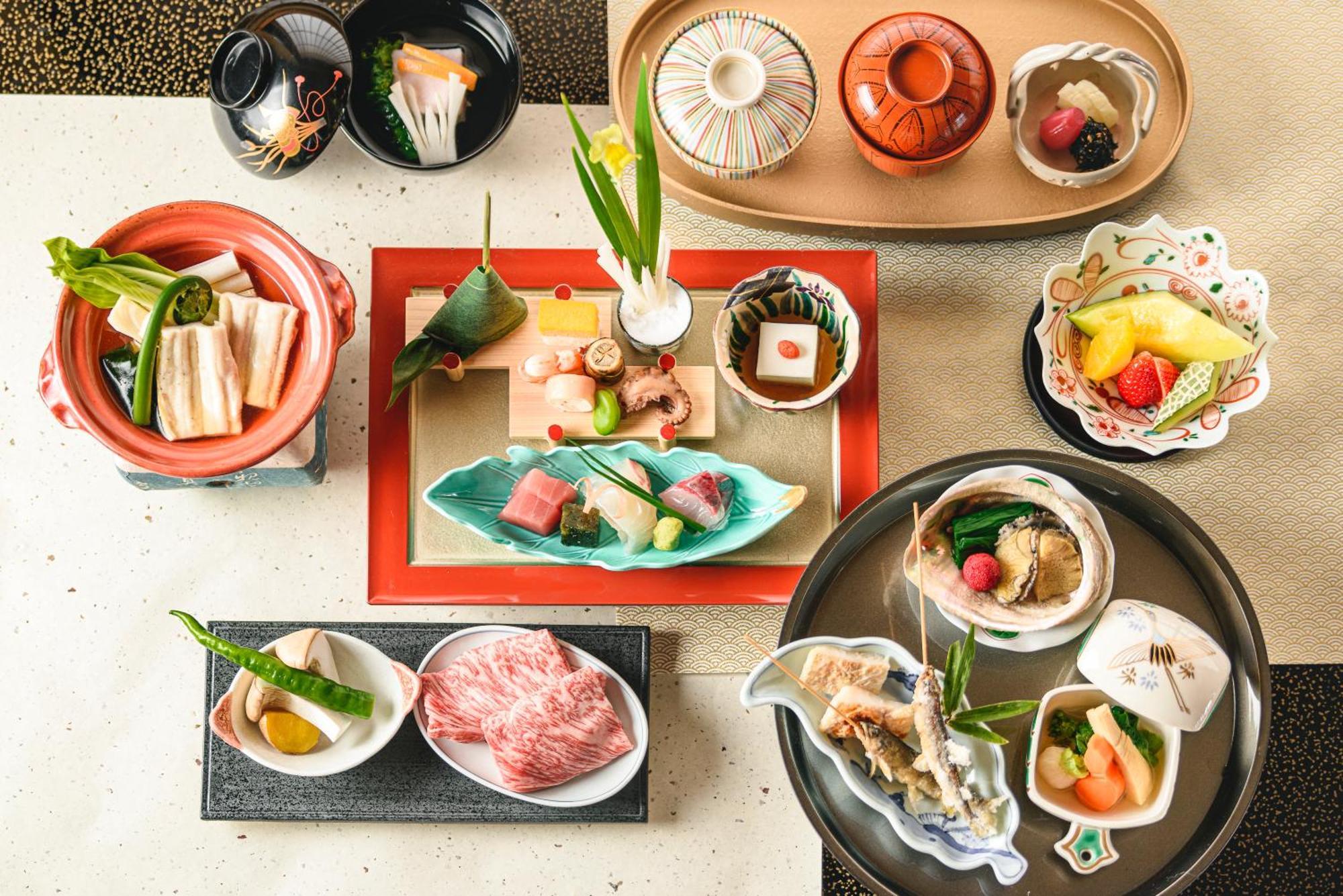 Hotel Wakamizu Такарадзука Екстер'єр фото