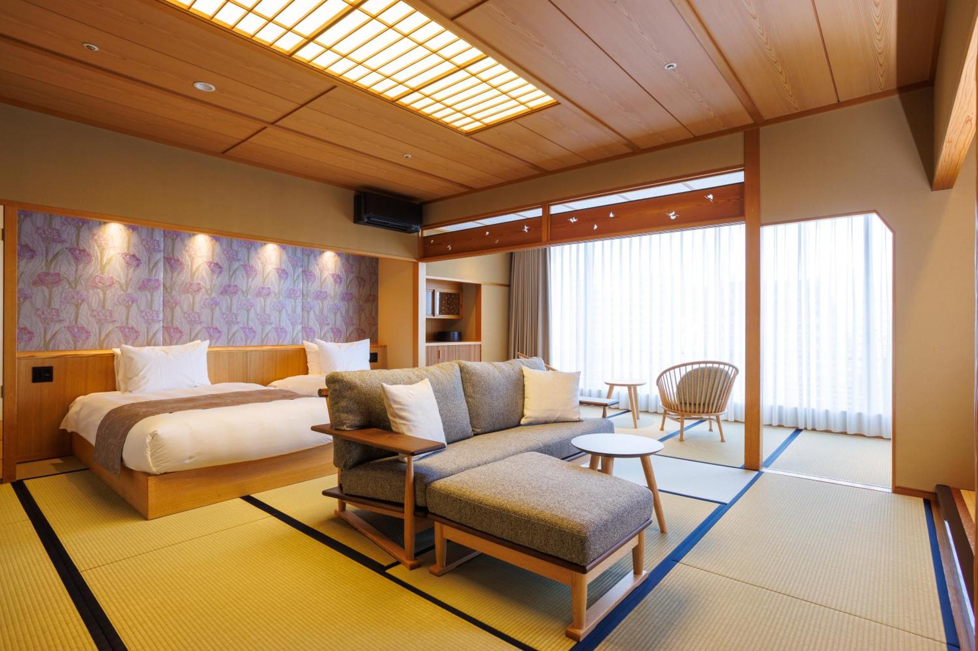 Hotel Wakamizu Такарадзука Екстер'єр фото