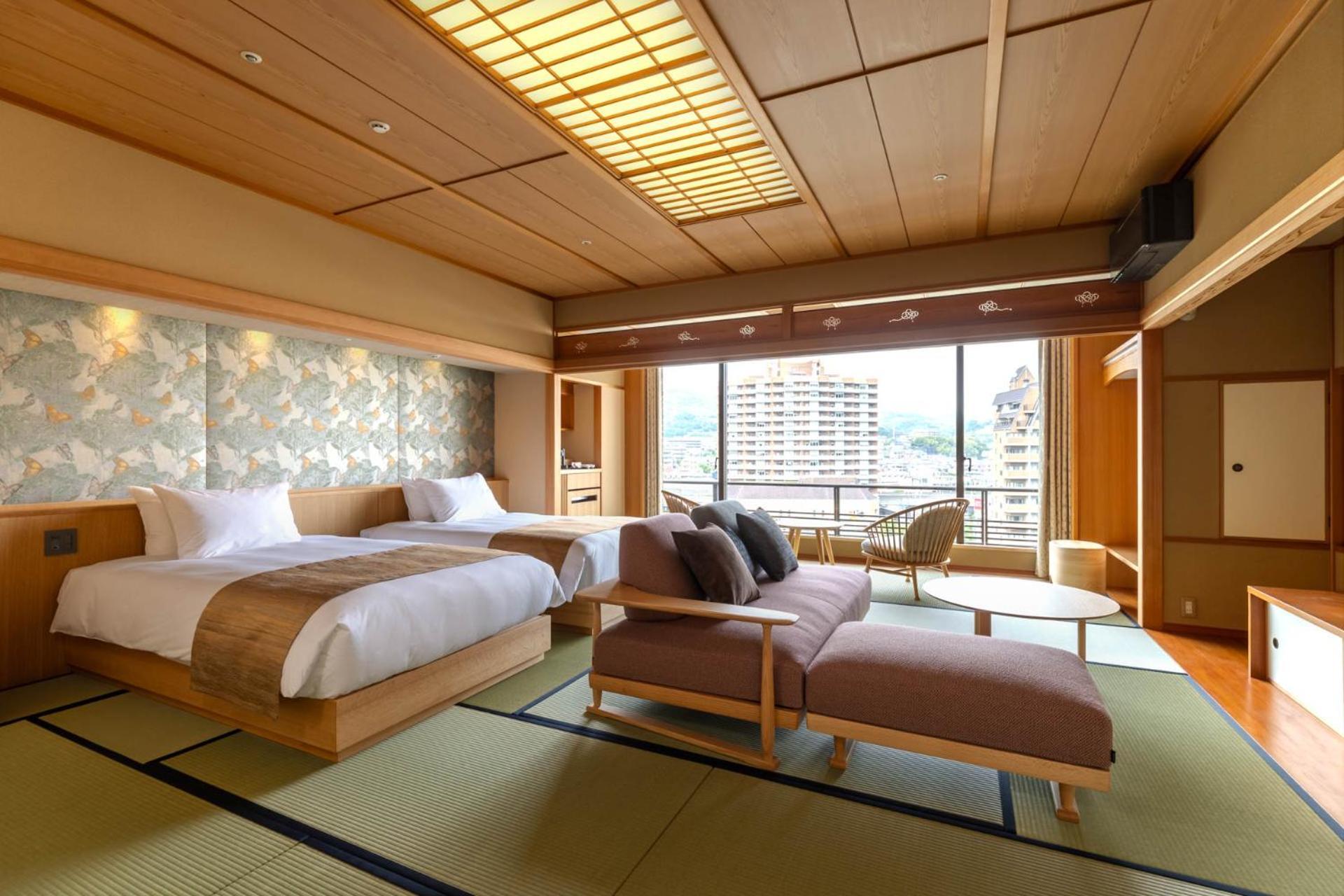Hotel Wakamizu Такарадзука Екстер'єр фото